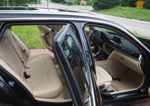 BMW Seria 3 cena 59900 przebieg: 156200, rok produkcji 2019 z Bełchatów małe 704